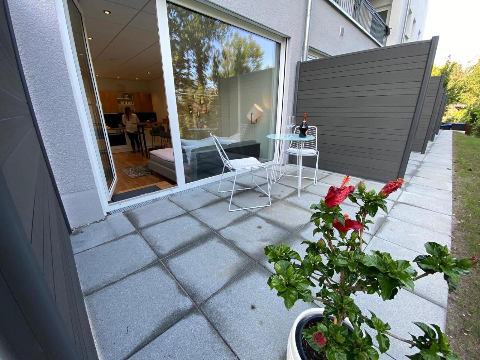 Motel42-Temporary Living Friedrichshafen Exterior foto